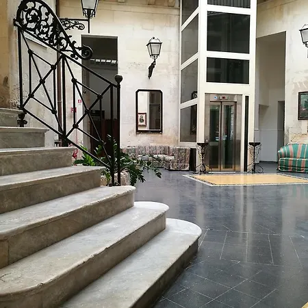 Palazzo Giaracà-3